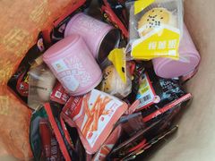 -良品铺子(发展大道复兴一村店)