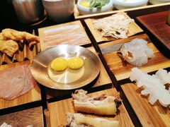 -银米·云南传统过桥米线(双廊黑金冠店)