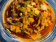 -六福烧烤酒馆(秦隆步行街店)