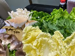 -红鼎豆捞·非遗鲍皇汤火锅(宝丰路店)