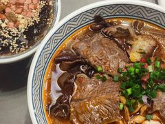 -粉吖吖·邵阳米粉(体育西路店)