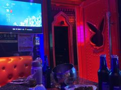 -UK派对KTV(日月广场店)