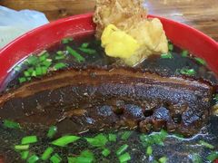 -小龙大肉面馆