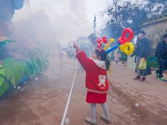 -七彩云南欢乐世界