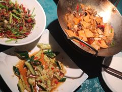 -呷湘厨·鱼汤捞饭·剁椒鱼头·辣椒炒肉(国家会展中心店)