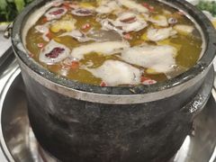 -鲁朗边巴次仁农家石锅