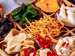 -芈重山老火锅(洪崖洞店)