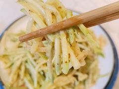 葫芦丝沙拉-新侨小馆(东直门北小街店)