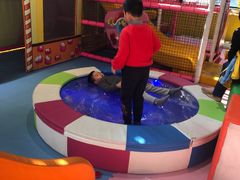 -蒙特利亲子乐园