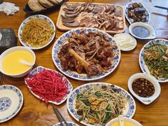 -老天桥酱肉烧饼夹肘子(天桥店)