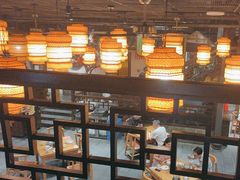 -帅巴人舅母子腊蹄民俗村