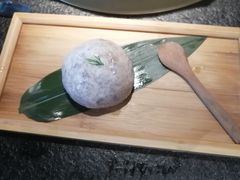 飞鱼籽墨鱼滑-湊湊火锅·茶憩(世博大道店)