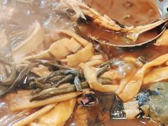 -铁锅炖灶台鱼老三炖鱼馆