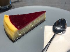 覆盆子芝士蛋糕-来回·咖啡(钟村咖啡豆店)