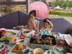 -水桶王国主题餐厅·聚会·生日派对·亲子活动·家庭套餐(亚龙湾希尔顿店)