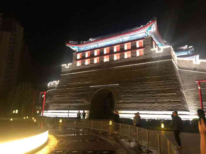 霸州牤牛河历史文化公园之益津关夜景