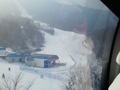 -亚布力新体委滑雪场