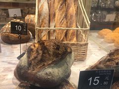 -家乐福(古北店)