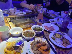 -蒙肥羊·酸汤潮牛·鲜牛肉火锅烤肉自助(岗顶店)