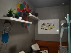 -卡罗酒店(东门晒布地铁站店)