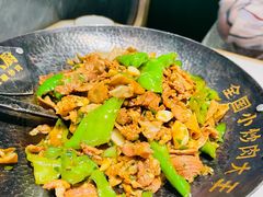 -费大厨辣椒炒肉(悠唐购物中心店)