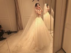 点击看大图 -GRACE KELLY婚纱与礼服(北京店)