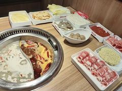 鸳鸯锅-季季红火锅(长沙步行街店)