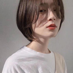 -罗亚帝造型