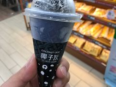 -全家便利店(莲花池东路店)