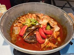 -刘姐啤酒鱼民族演艺餐厅(阳朔美食抗战路店)