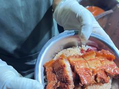 -梁阿婆廿年老牌扣肉糯米饭