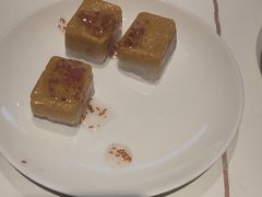 -阿瓦山寨·湘菜现炒·剁椒鱼头王(咸阳总店)