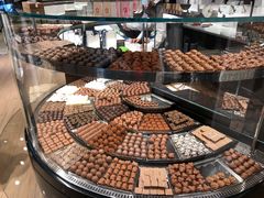 -Laderach 莱德拉(上海环贸iapm店)