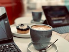 拿铁-UNIUNI(凯瑟琳广场店)