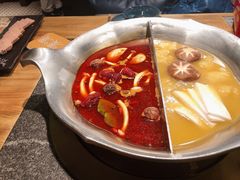红颜花胶鸡锅-湊湊火锅·茶憩(杭州湖滨银泰in77店)