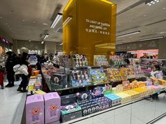 -泡泡玛特POPMART(蓝色港湾店)