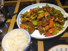 -天新园饭店