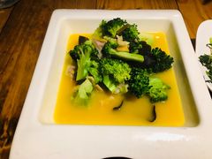 西兰花-日出青木·杭帮菜名店