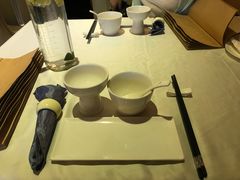 餐具摆设-尘香•传统川菜(创汇首座店)