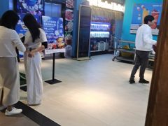 -领鲜活海鲜榴莲自助火锅(东门店)