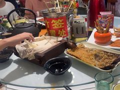 -刘姐啤酒鱼民族演艺餐厅(西街总店)