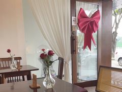 靠窗位-小银家日式简餐(中信丹阳花园店)
