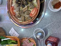 -阿婆情腊排骨火锅(金虹路店)