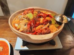 -聚汇三少·龙虾·中餐厅(莫邪路新天地店)