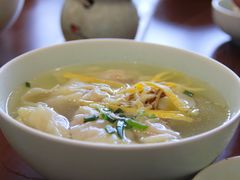 三鲜开洋馄饨-忆秦园小笼包(惠山古镇总店)