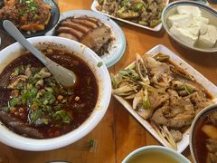 -朱大嘴肥肠血旺(福字街店)