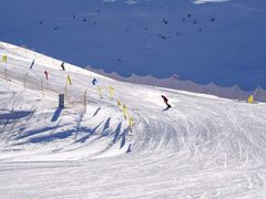 -丝绸之路山地度假区滑雪场
