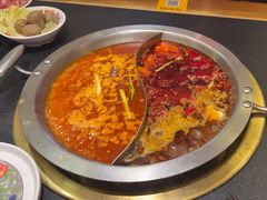 -沸炉重庆老火锅(军事博物馆店)