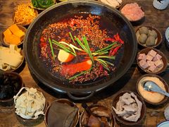 -芈重山老火锅(洪崖洞店)