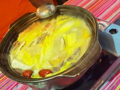 菌临天下-香巴拉云南餐厅(华莱坞店)